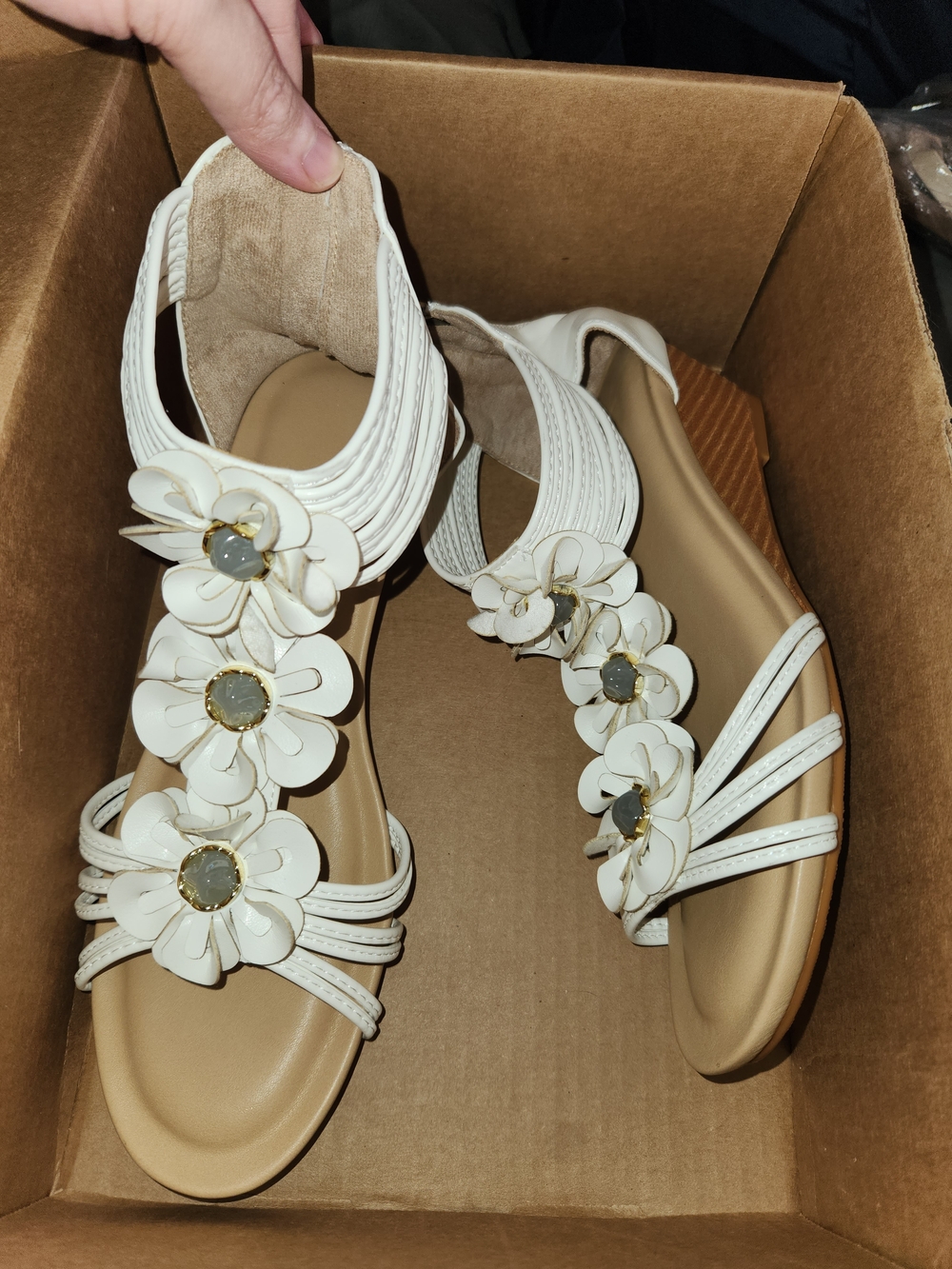 Women’s White Floral Strappy Wedge Sandals